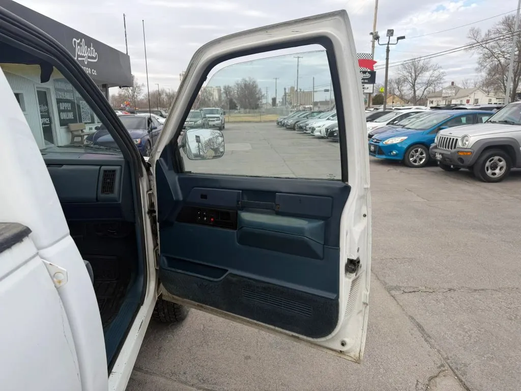1988 GMC GMT400 - Photo 10