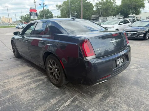 More photos of 2017 Chrysler 300 S Sedan 4D at Tailgate Motor Co. (Fremont South), NE