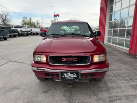 Another view of 1996 GMC Jimmy Sport Utility 4D for sale in Fremont, NE at Tailgate Motor Co. (Fremont South)
