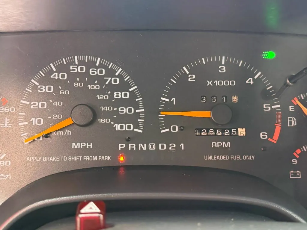 1996 GMC Jimmy - Photo 20