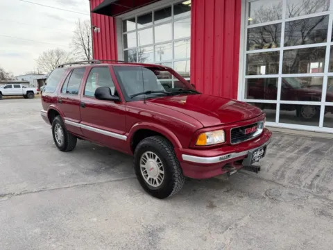 Photos of 1996 GMC Jimmy Sport Utility 4D for sale in Fremont, NE at Tailgate Motor Co. (Fremont South)