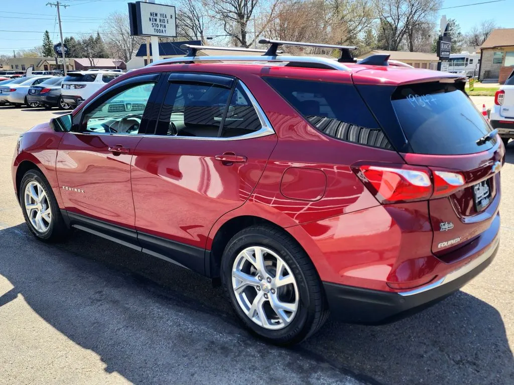 2020 Chevrolet Equinox LT - Photo 5