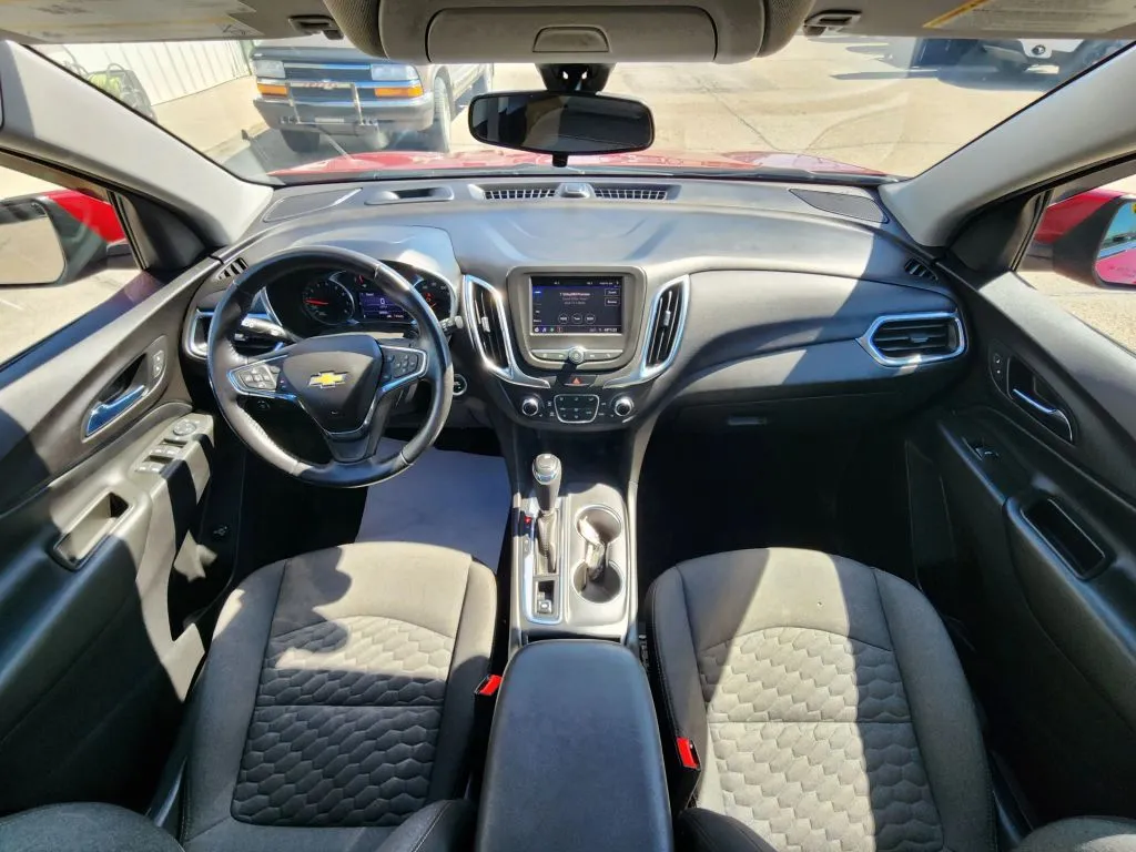 2020 Chevrolet Equinox LT - Photo 16