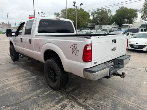 More photos of 2016 Ford F350 Super Duty Crew Cab XLT Pickup 4D 6 3/4 ft at Tailgate Motor Co. (Fremont South), NE