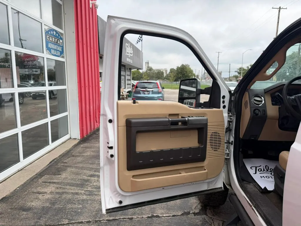 2016 Ford F-350 Super Duty XLT - Photo 8