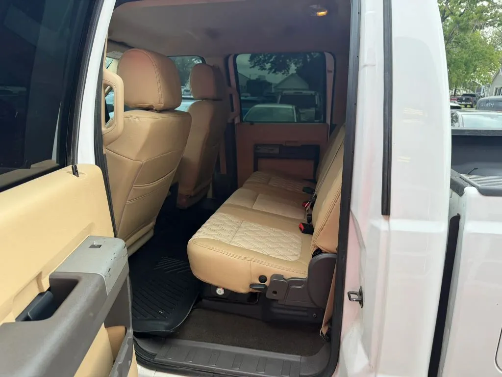 2016 Ford F-350 Super Duty XLT - Photo 11