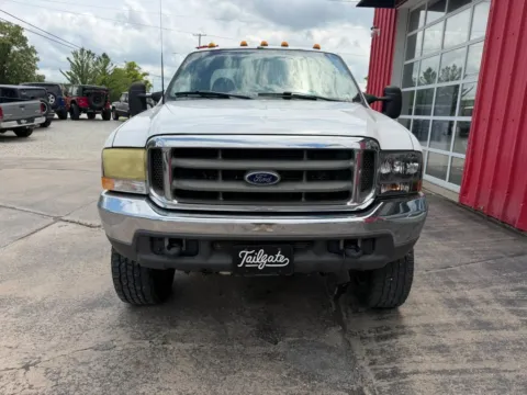 Another view of 1999 Ford F250 Super Duty Super Cab Long Bed for sale in Fremont, NE at Tailgate Motor Co. (Fremont South)
