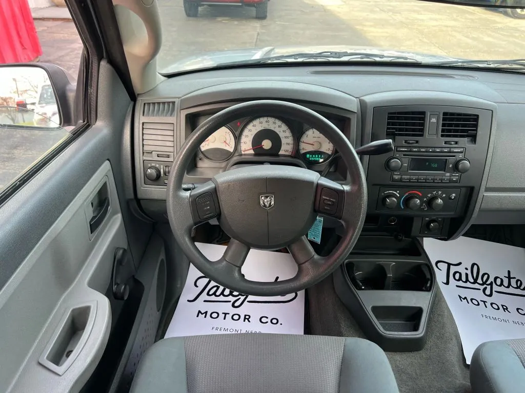 2005 Dodge Dakota ST - Photo 19