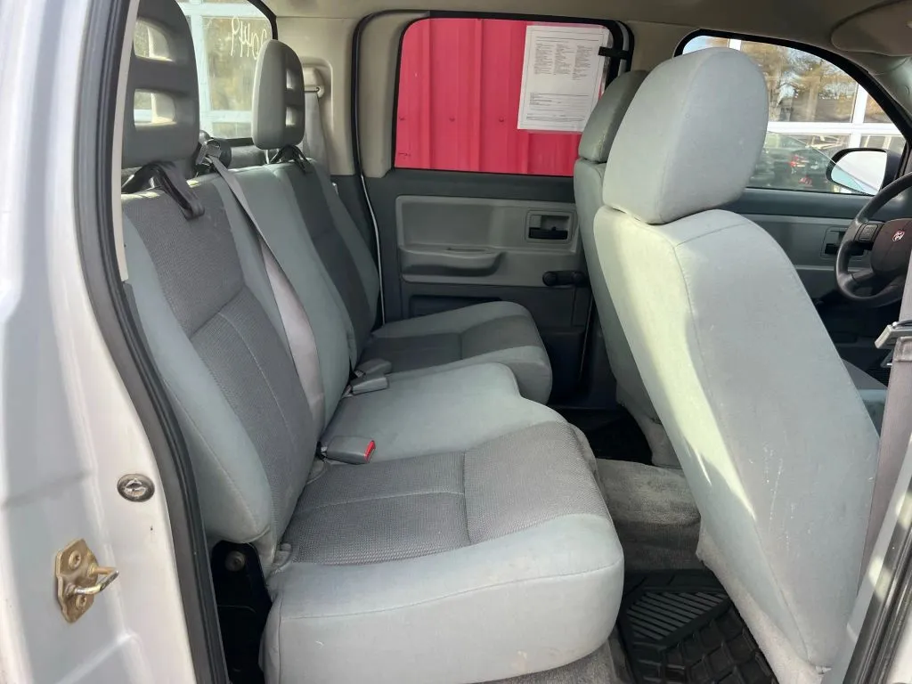 2005 Dodge Dakota ST - Photo 16