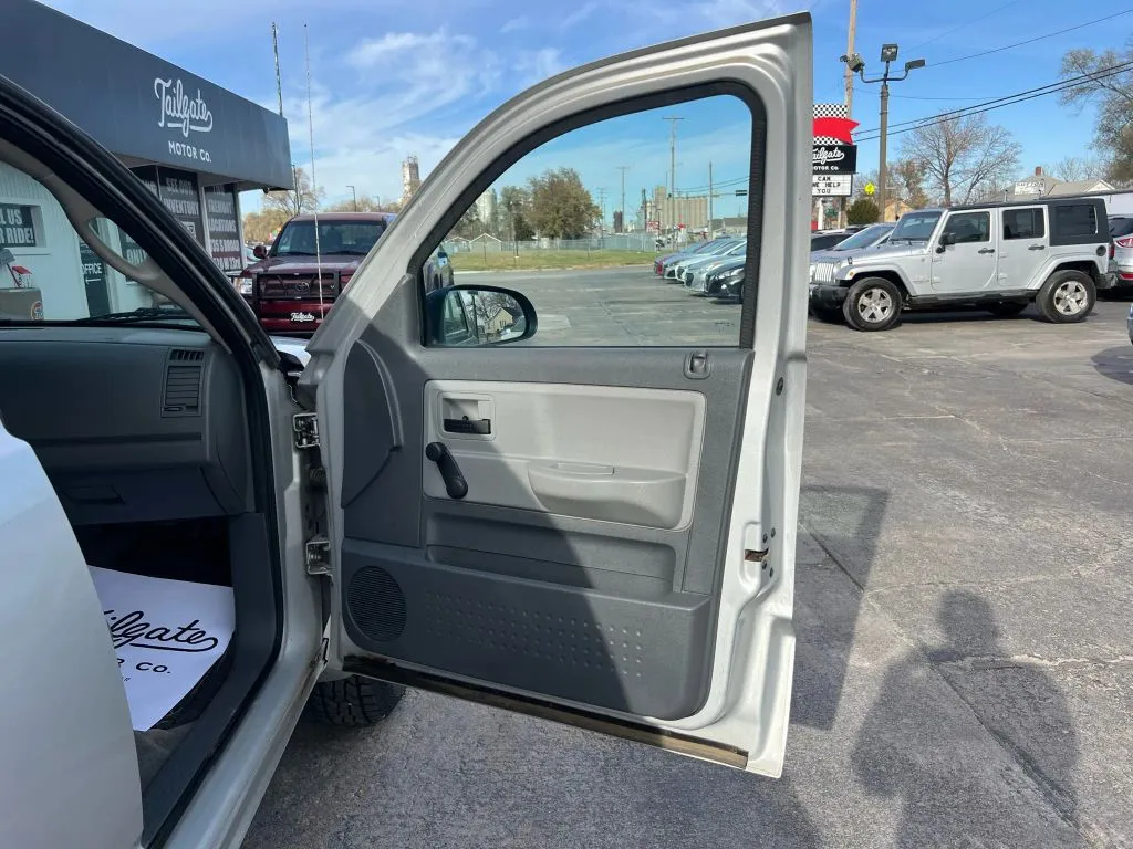 2005 Dodge Dakota ST - Photo 13