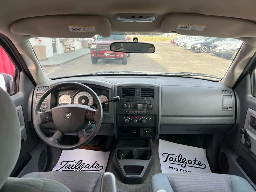 2005 Dodge Dakota ST - Photo 17