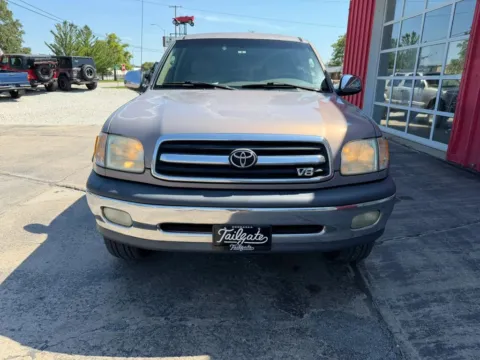 Another view of 2002 Toyota Tundra Access Cab SR5 Pickup 4D 6 1/2 ft for sale in Fremont, NE at Tailgate Motor Co. (Fremont South)