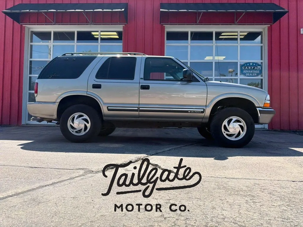 Brown 2000 Chevrolet Blazer Sport Utility 4D for sale in Fremont, NE