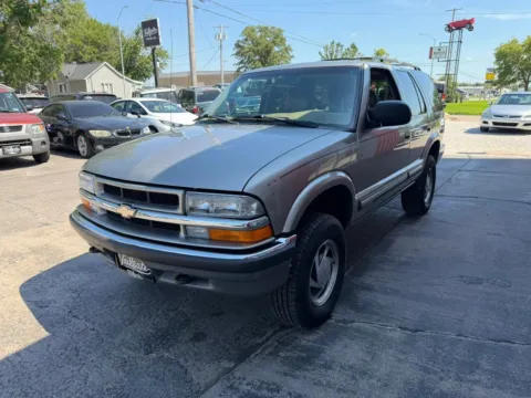 More photos of 2000 Chevrolet Blazer Sport Utility 4D at Tailgate Motor Co. (Fremont South), NE