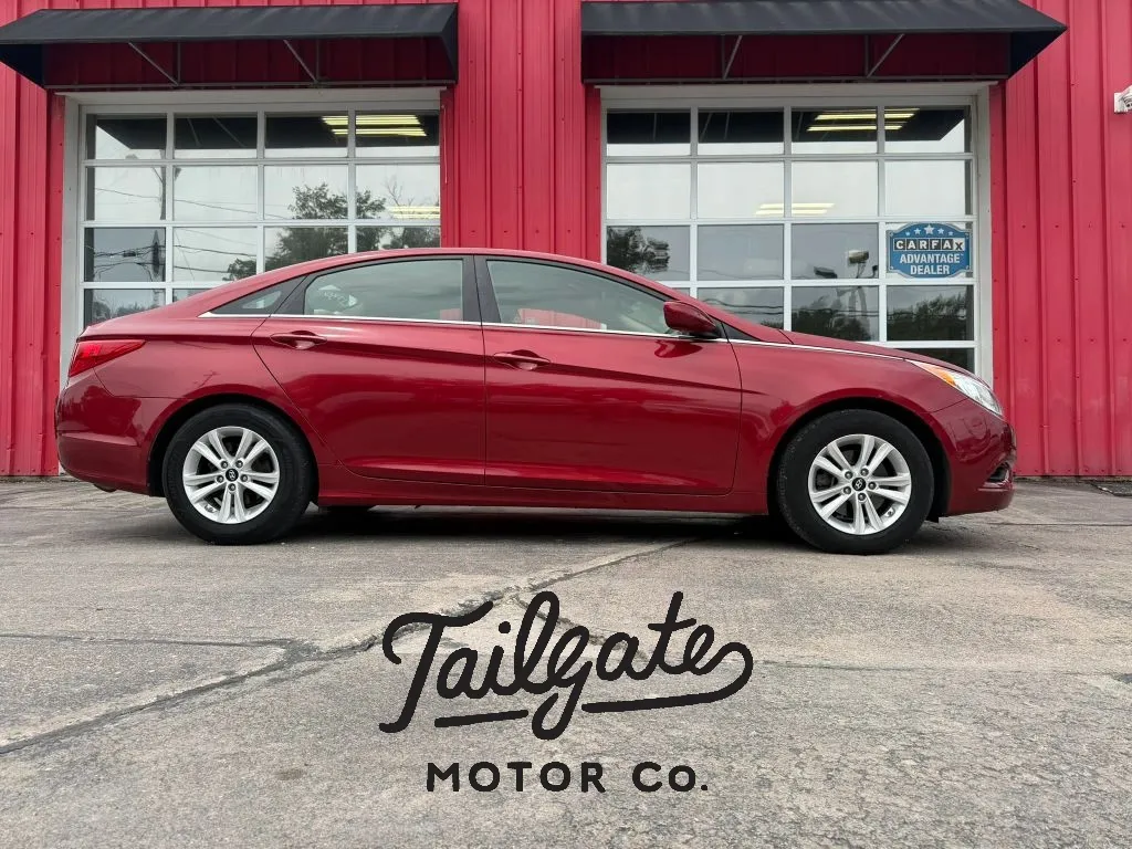 2012 Hyundai Sonata GLS I4 A/T's photo