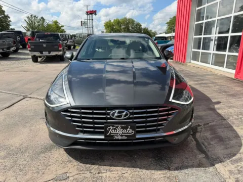 Another view of 2021 Hyundai Sonata Hybrid Blue Sedan 4D for sale in Fremont, NE at Tailgate Motor Co. (Fremont South)