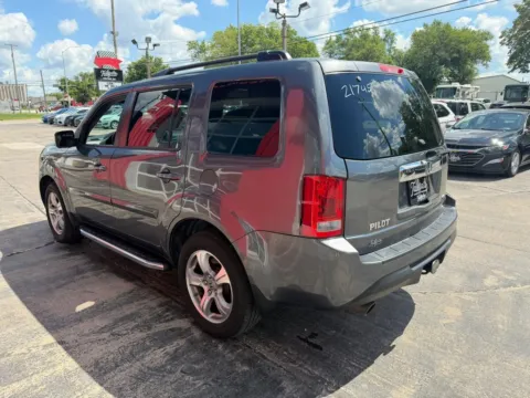 More photos of 2013 Honda Pilot EX-L Sport Utility 4D at Tailgate Motor Co. (Fremont South), NE
