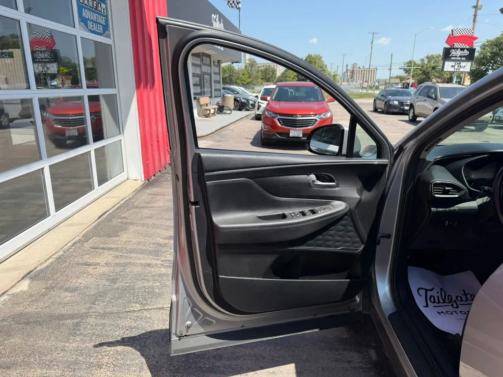 Hyundai Santa Fe photo 9