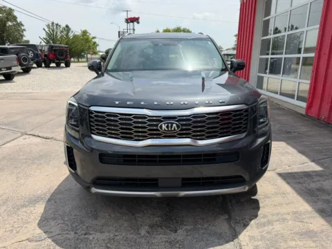 Another view of 2020 Kia Telluride EX Sport Utility 4D for sale in Fremont, NE at Tailgate Motor Co. (Fremont South)