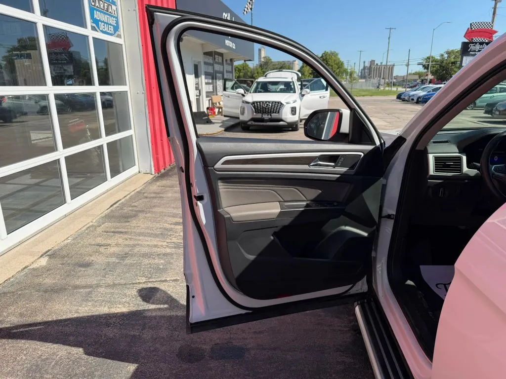 Volkswagen Atlas photo 9