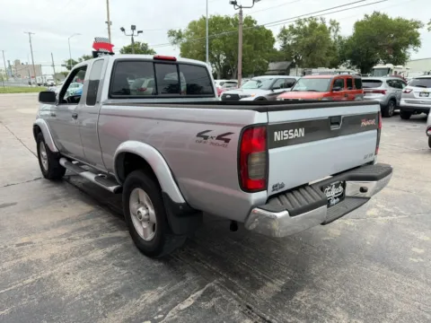 More photos of 2000 Nissan Frontier King Cab XE at Tailgate Motor Co. (Fremont South), NE