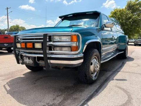 More photos of 1994 Chevrolet 3500 Extended Cab Long Bed at Tailgate Motor Co. (Fremont South), NE