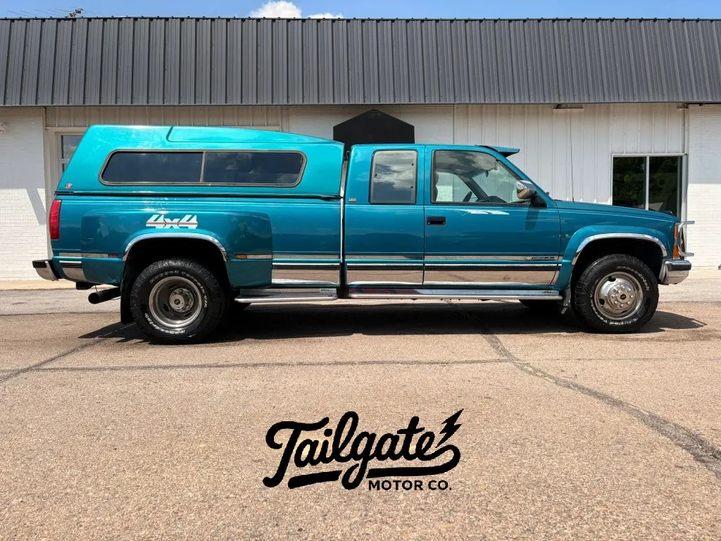 Blue 1994 Chevrolet 3500 Extended Cab Long Bed for sale in Fremont, NE