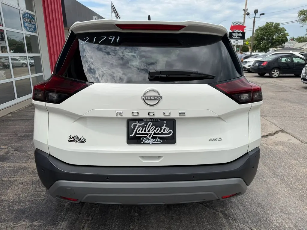 Nissan Rogue photo 6