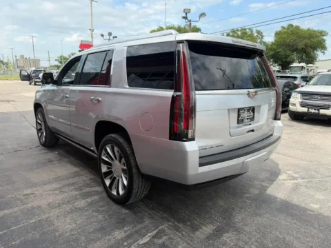 More photos of 2016 Cadillac Escalade Platinum Sport Utility 4D at Tailgate Motor Co. (Fremont South), NE