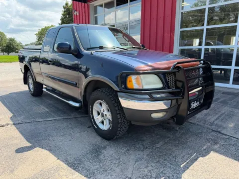 Photos of 2002 Ford F-150 Super Cab Short Bed 4D for sale in Fremont, NE at Tailgate Motor Co. (Fremont South)