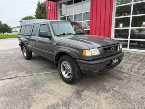Photos of 2008 MAZDA B-Series Extended Cab B4000 SE Pickup 4D 6 ft for sale in Fremont, NE at Tailgate Motor Co. (Fremont South)
