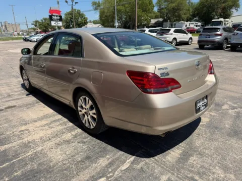 More photos of 2008 Toyota Avalon Limited Sedan 4D at Tailgate Motor Co. (Fremont South), NE