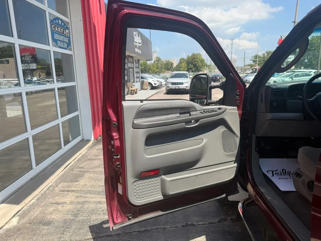 Ford F-350 photo 8
