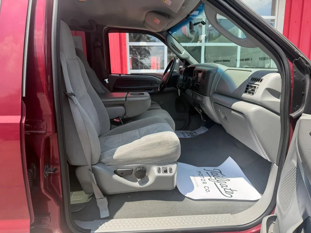 Ford F-350 photo 13