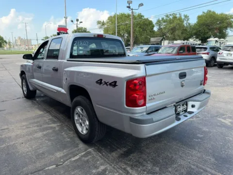 More photos of 2006 Dodge Dakota Quad Cab SLT Pickup 4D 5 1/2 ft at Tailgate Motor Co. (Fremont South), NE