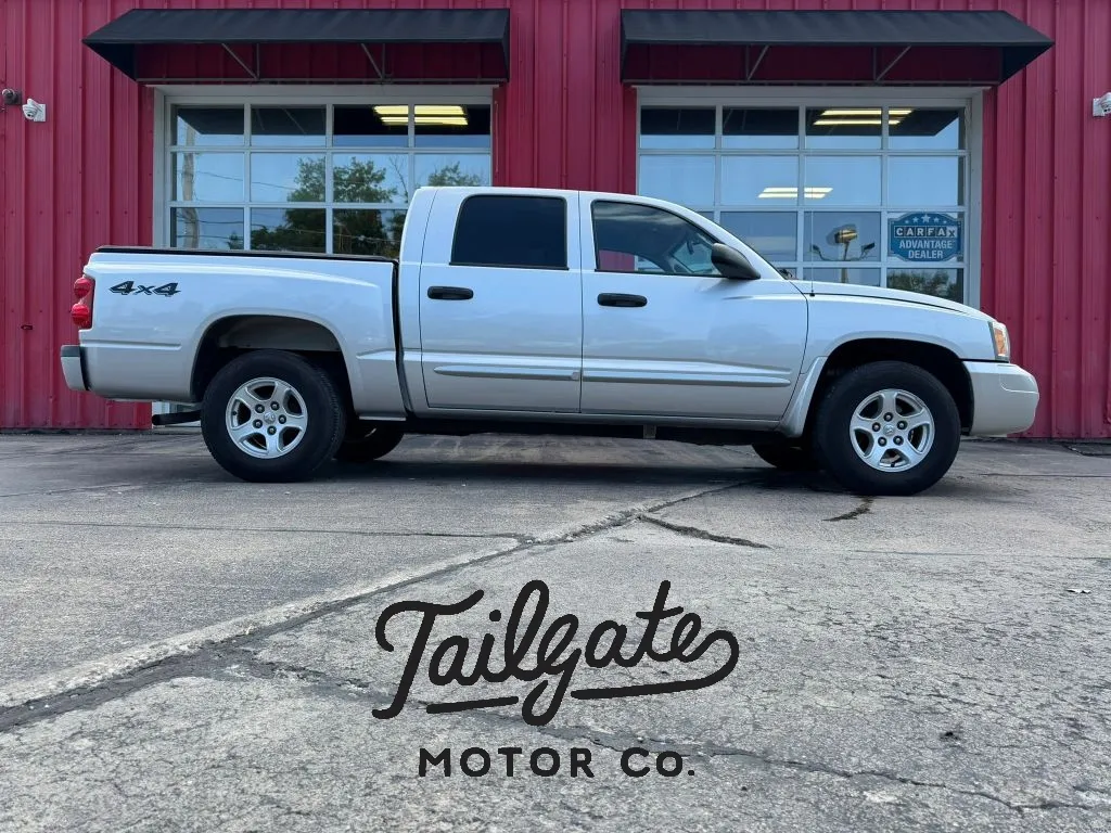 Silver 2006 Dodge Dakota Quad Cab SLT Pickup 4D 5 1/2 ft for sale in Fremont, NE