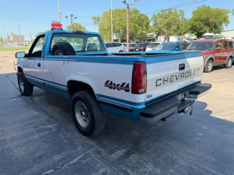 More photos of 1995 Chevrolet 2500 Regular Cab Long Bed at Tailgate Motor Co. (Fremont South), NE