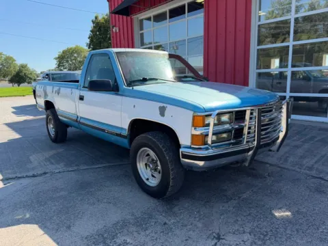 Photos of 1995 Chevrolet 2500 Regular Cab Long Bed for sale in Fremont, NE at Tailgate Motor Co. (Fremont South)