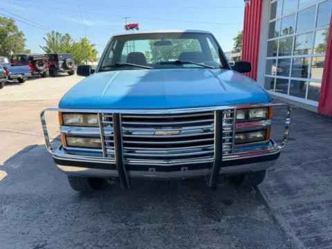 Another view of 1995 Chevrolet 2500 Regular Cab Long Bed for sale in Fremont, NE at Tailgate Motor Co. (Fremont South)