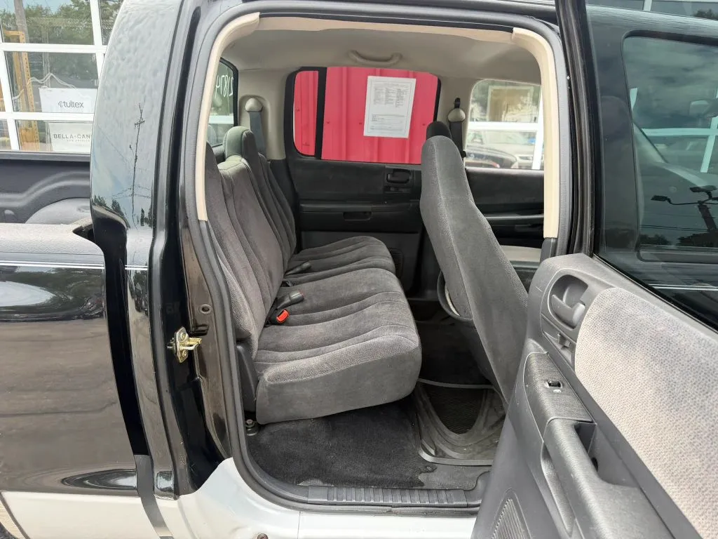 Dodge Dakota photo 16