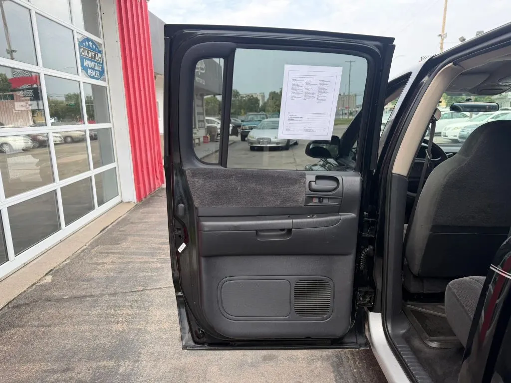 Dodge Dakota photo 11