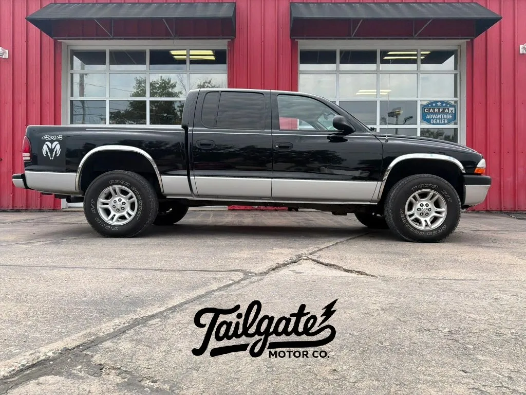 Black 2002 Dodge Dakota Quad Cab Pickup for sale in Fremont, NE