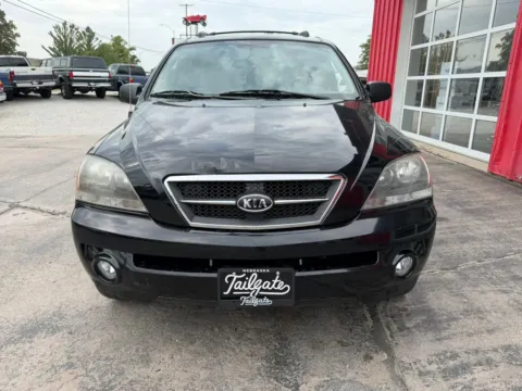 Another view of 2006 Kia Sorento LX Sport Utility 4D for sale in Fremont, NE at Tailgate Motor Co. (Fremont South)