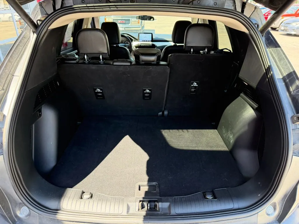 Ford Escape photo 11