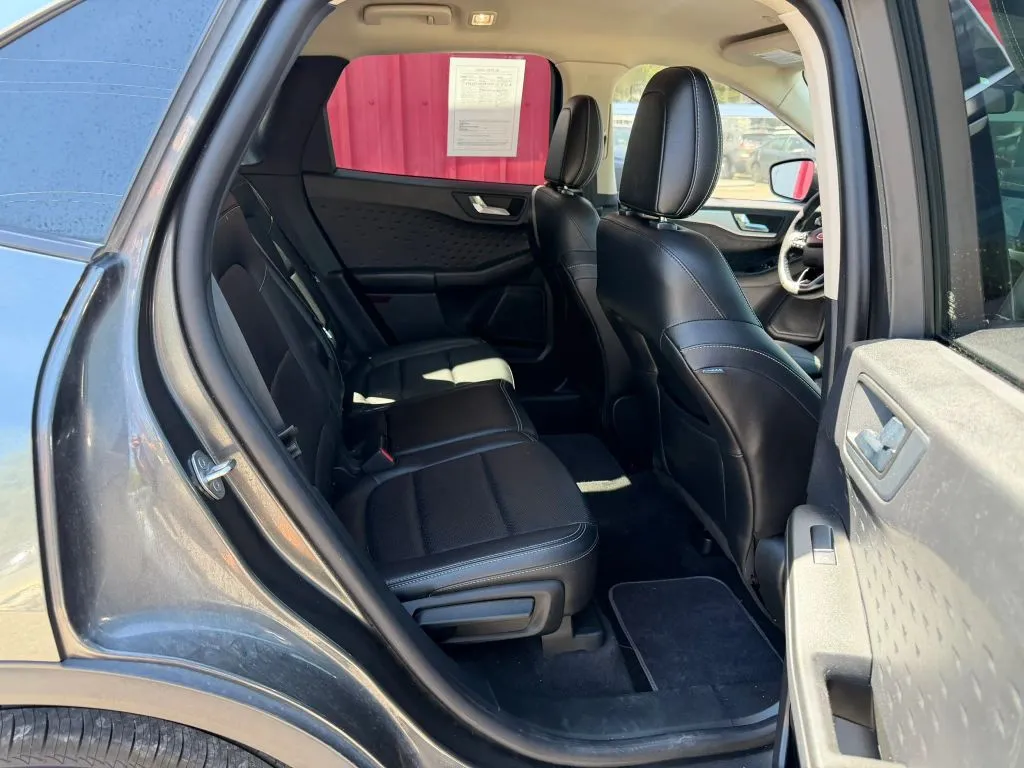 Ford Escape photo 15