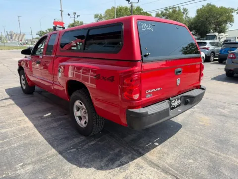 More photos of 2005 Dodge Dakota Club Cab ST Pickup 2D 6 1/2 ft at Tailgate Motor Co. (Fremont South), NE