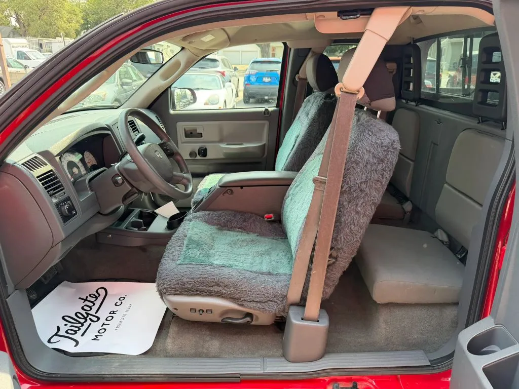 Dodge Dakota photo 11