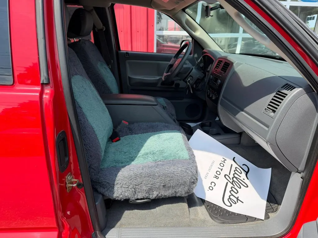 Dodge Dakota photo 13