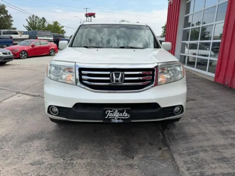 Another view of 2012 Honda Pilot Touring Sport Utility 4D for sale in Fremont, NE at Tailgate Motor Co. (Fremont South)
