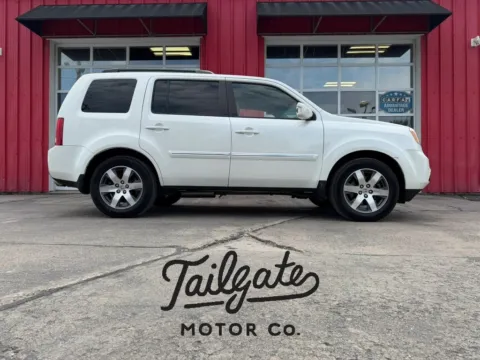 White 2012 Honda Pilot Touring Sport Utility 4D for sale in Fremont, NE